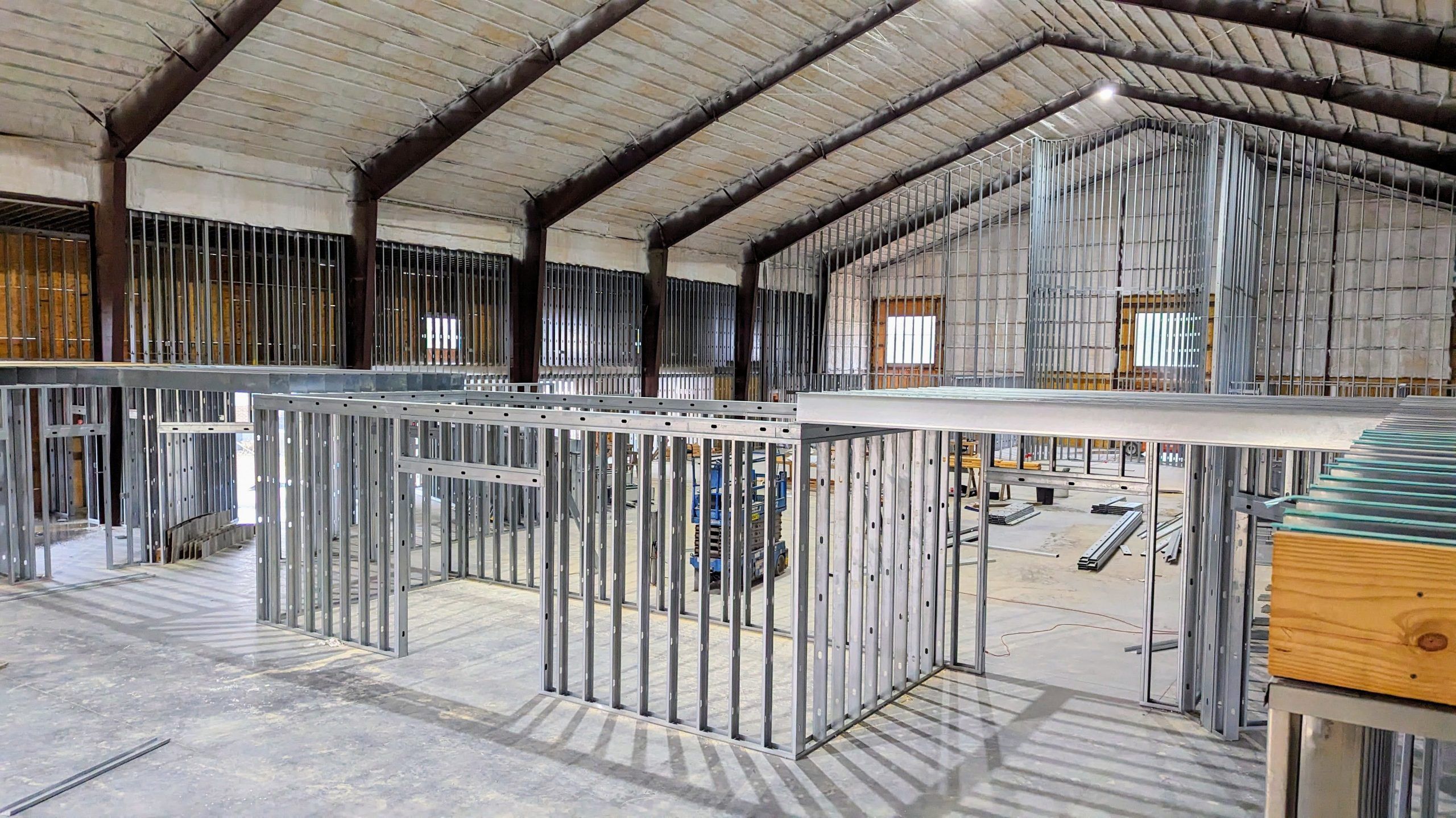 DRYWALL PARTITION